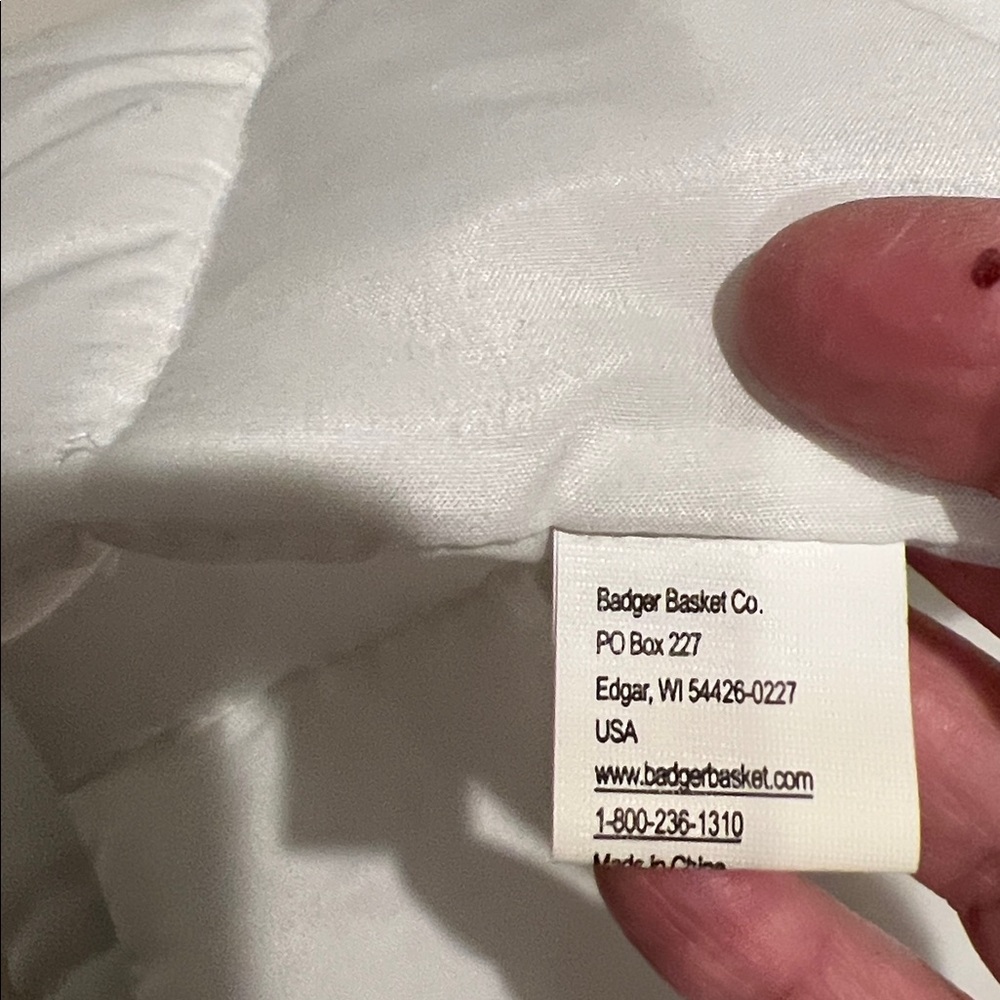 White Quilted Bedding Set for large Dolls - Picture 7 of 10